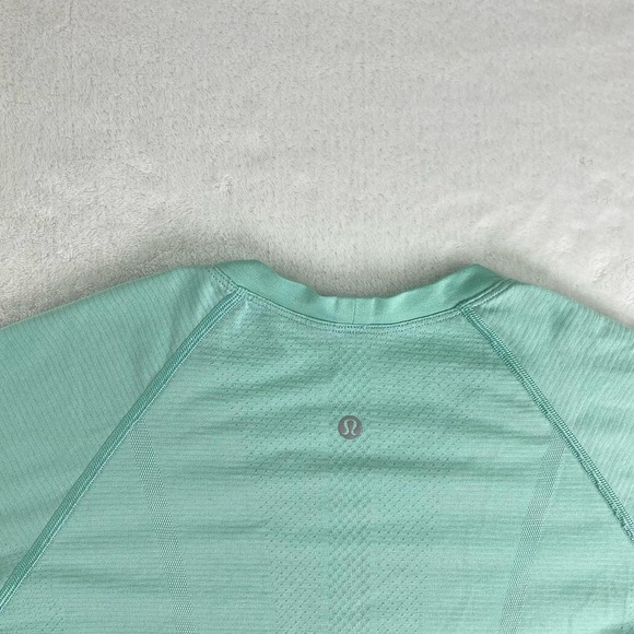 Lululemon Swifly Tech Long-Sleeve Shirt- 8 - Picture 9 of 11